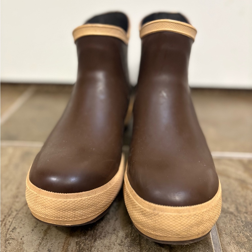 XTRATUF Women's Brown Ankle Boots - Picture 3 of 6